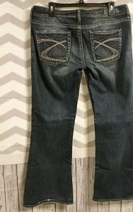 Silver Jeans Jeans - Silver Eden Bootcut Distressed Jeans Silver Jeans Jeans - Silver Eden Bootcut Distressed Jeans
